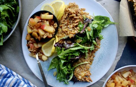 Crispy pretzel coated chicken paillard topped with lemony mixed greens and a sweet and tangy apple chutney: this Apple Chutney Pretzel Crusted Chicken is an all time favorite dinner!