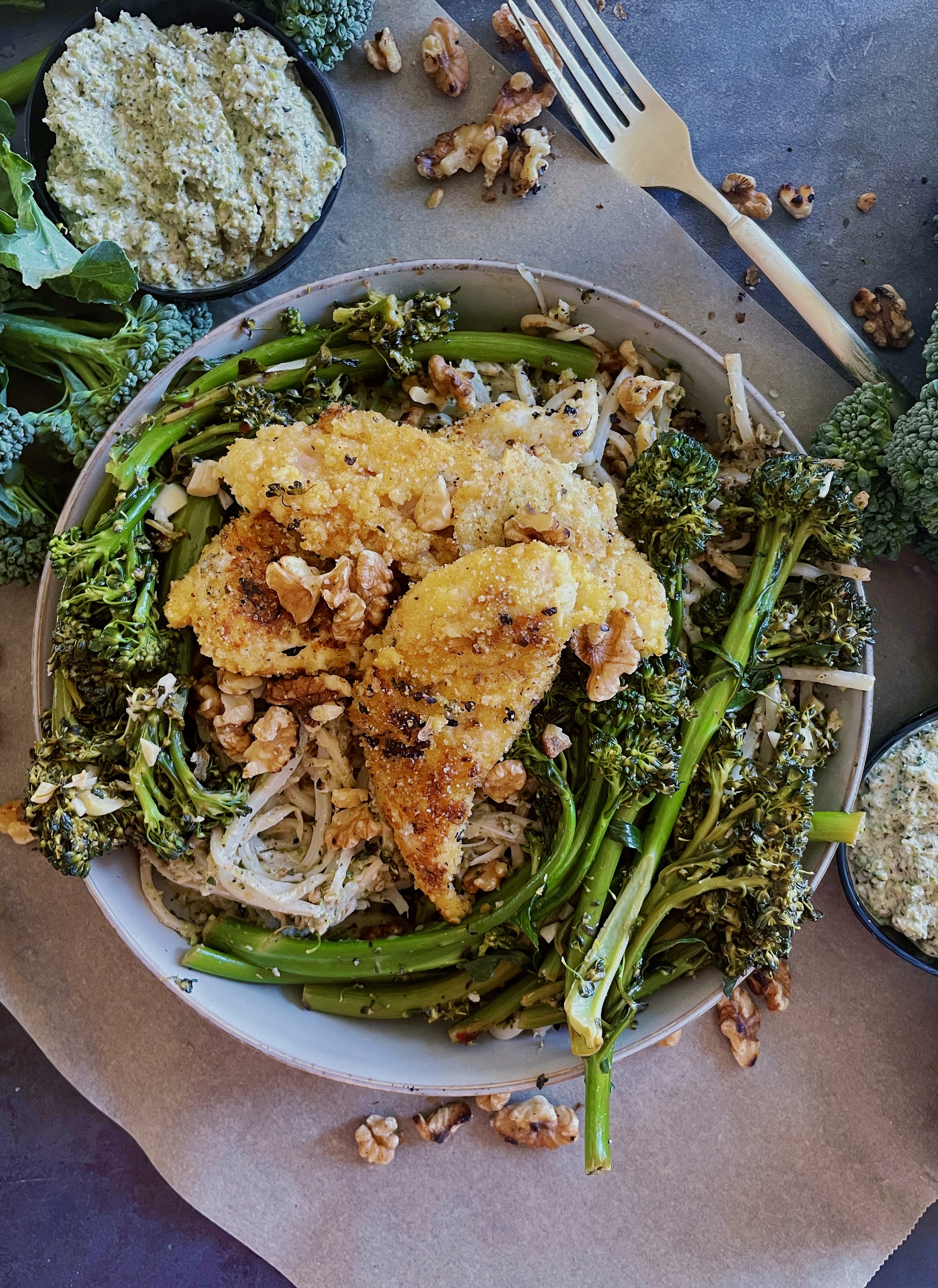 A creamy, sharp parmesan pesto pasta topped with crispy pan seared broccolini and chicken: this Crispy Chicken and Broccolini Pesto Linguine is a compilation of all my favorite things.