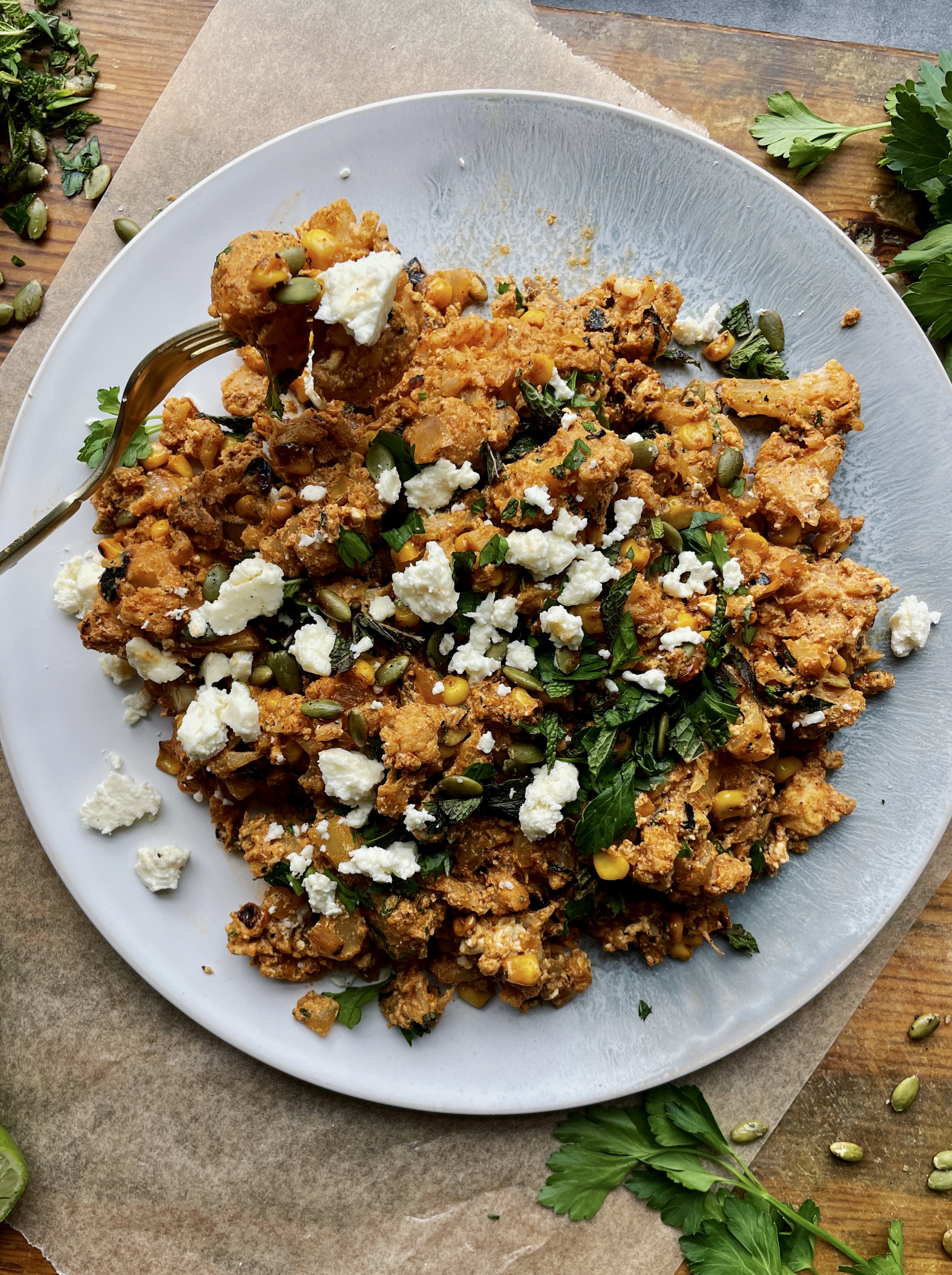 The zesty, creamy, and a bit lighter take on everyone’s favorite mexican veggie dish: this Healthier Mexican Street Corn Cauliflower is the only way I’ll be eating cauliflower from now on!!
