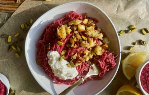 A creamy bright pistachio parmesan beet pesto tossed in a big bowl of noodles and topped with crispy homemade breadcrumbs and a dollop of fresh ricotta: this Beet Pesto Linguine with Ricotta and Homemade Breadcrumbs is truly my newest obsession.